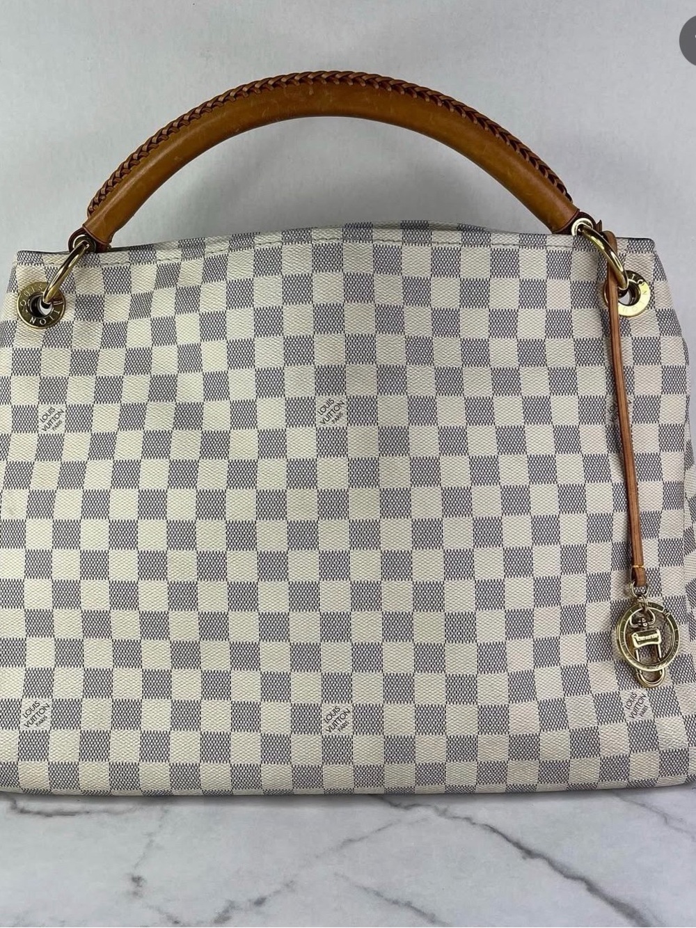 Louis Vuitton Damier Azur Artsy MM bag